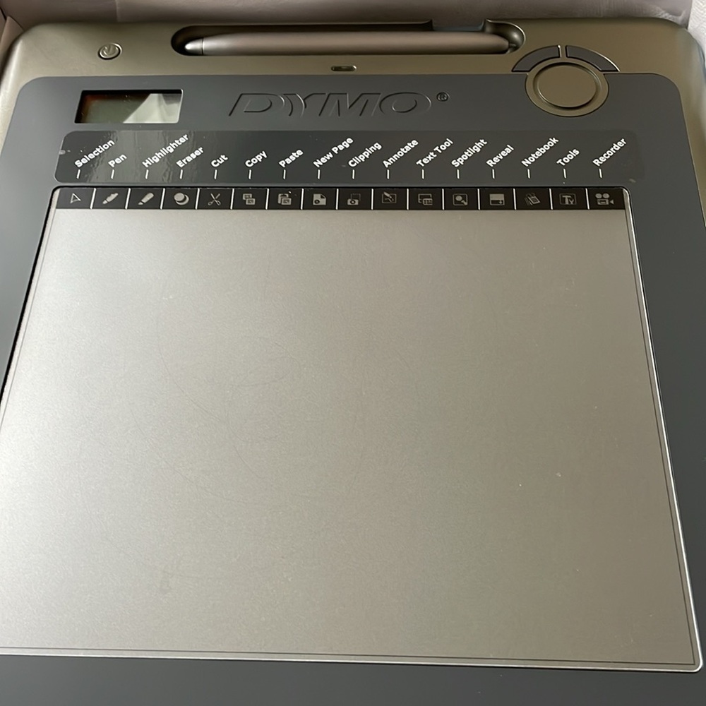 DYMO MimioPad (Includes MimioStudio Software And Wireless Receiver)
